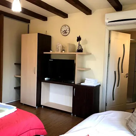 Vila Valentina אפורי נורד